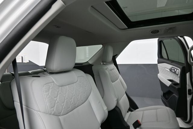 2025 Ford Explorer Platinum Ultimate