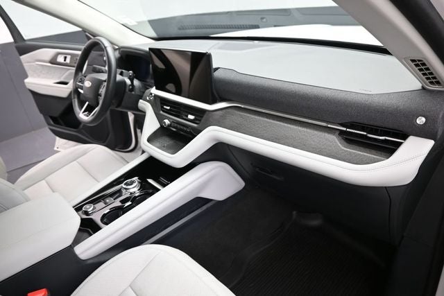 2025 Ford Explorer Platinum Ultimate