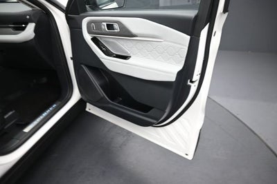 2025 Ford Explorer Platinum Ultimate