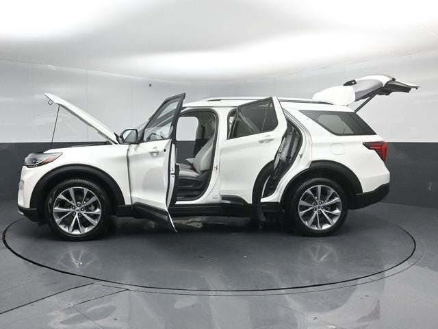 2025 Ford Explorer Platinum Ultimate