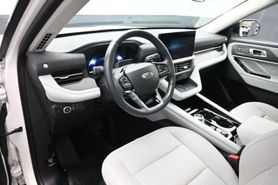 2025 Ford Explorer Platinum Ultimate