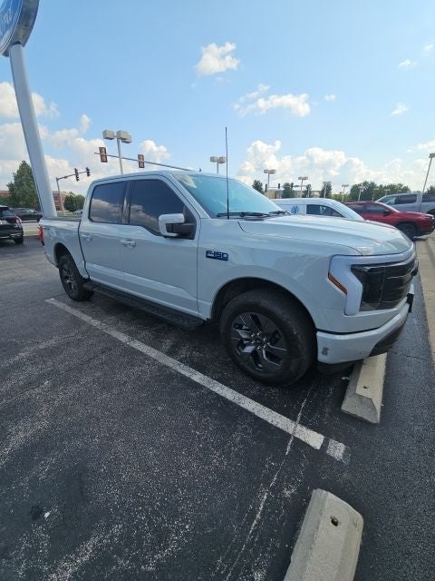 2024 Ford F-150 Lightning Lariat