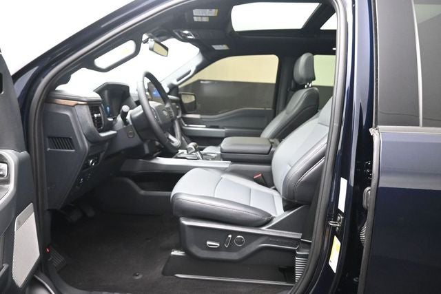 2025 Ford F-150 Lightning Lariat Extended Range