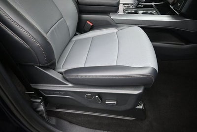 2025 Ford F-150 Lightning Lariat Extended Range