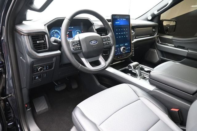 2025 Ford F-150 Lightning Lariat Extended Range