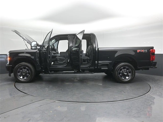 2024 Ford F-250SD Lariat 6.5FT Short Bed