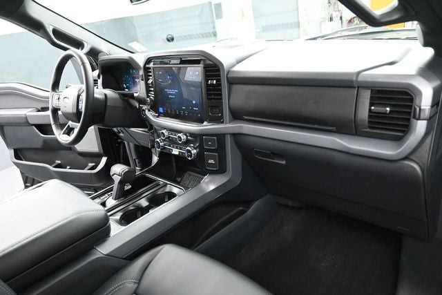 2025 Ford F-150 XLT 303A