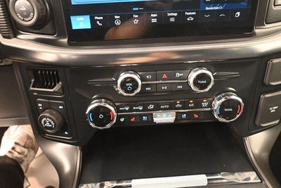 2025 Ford F-150 Lariat Black Appearance Pack