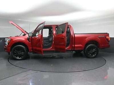 2025 Ford F-150 Lariat Black Appearance Pack