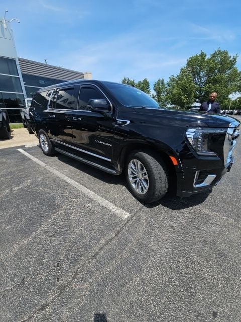 2021 GMC Yukon XL SLT