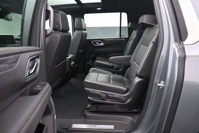 2022 GMC Yukon XL SLT
