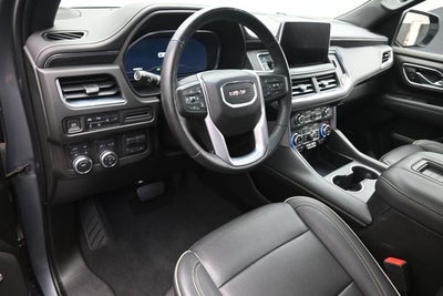 2022 GMC Yukon XL SLT