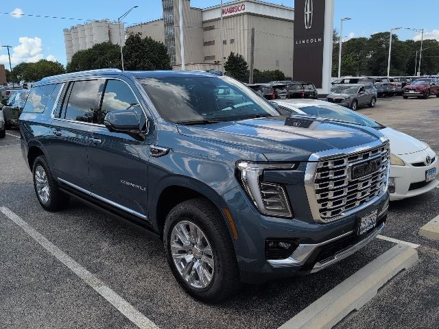 2025 GMC Yukon XL Denali