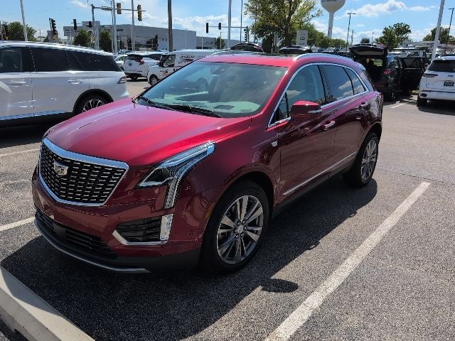 2021 Cadillac XT5 Premium Luxury
