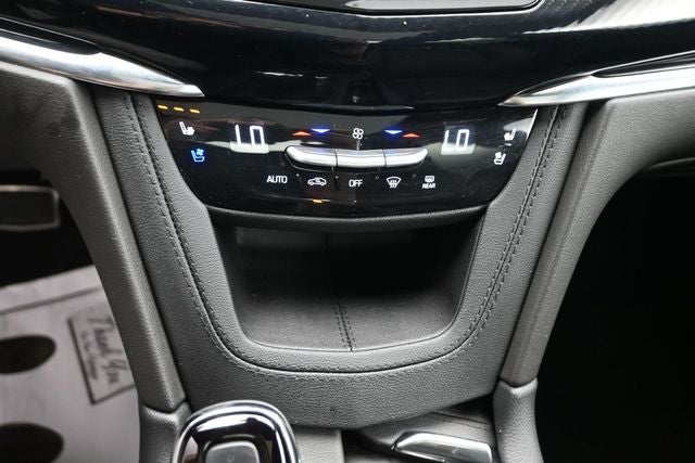 2025 Cadillac XT6 Sport