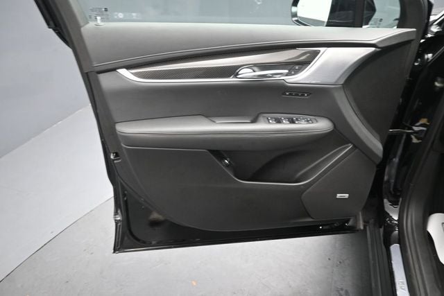 2025 Cadillac XT6 Sport