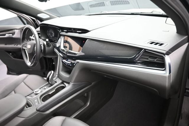 2025 Cadillac XT6 Sport