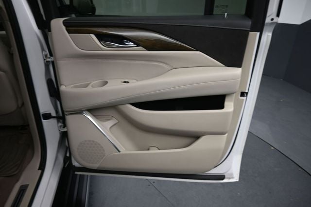 2018 Cadillac Escalade ESV Premium