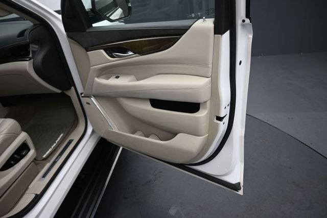 2018 Cadillac Escalade ESV Premium