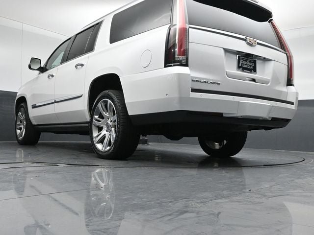 2018 Cadillac Escalade ESV Premium