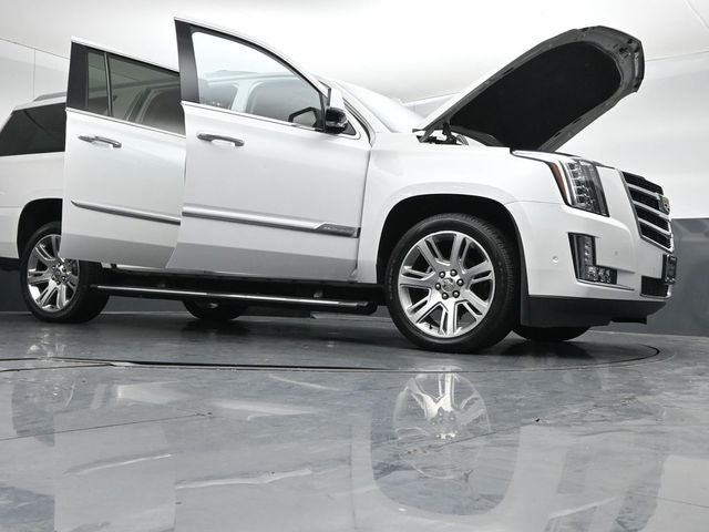 2018 Cadillac Escalade ESV Premium