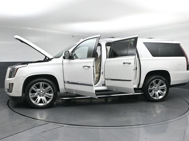 2018 Cadillac Escalade ESV Premium