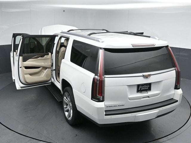 2018 Cadillac Escalade ESV Premium