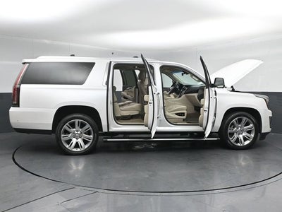 2018 Cadillac Escalade ESV Premium