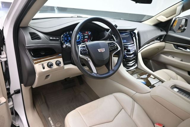 2018 Cadillac Escalade ESV Premium