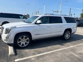 2018 Cadillac Escalade ESV Premium