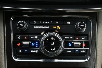 2019 Lincoln Continental Select