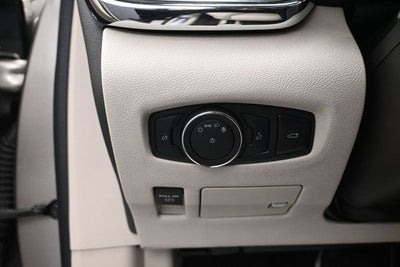 2019 Lincoln Continental Select