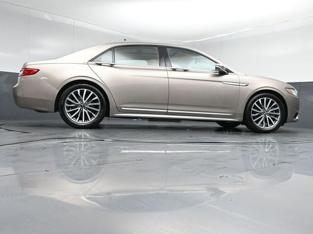 2019 Lincoln Continental Select