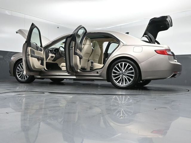2019 Lincoln Continental Select