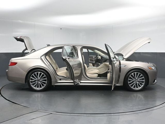 2019 Lincoln Continental Select