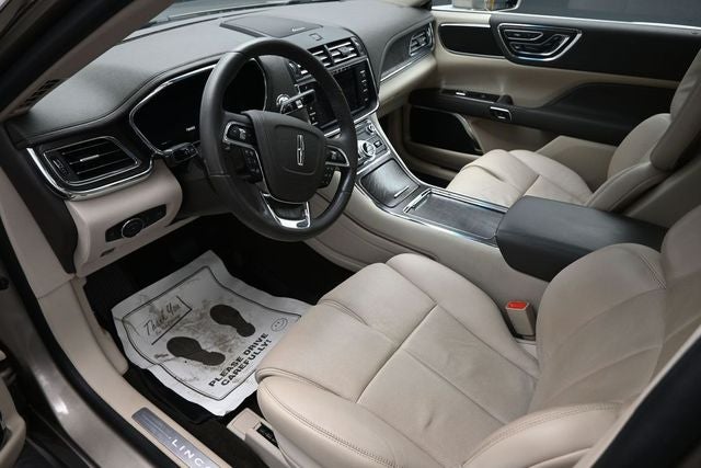 2019 Lincoln Continental Select