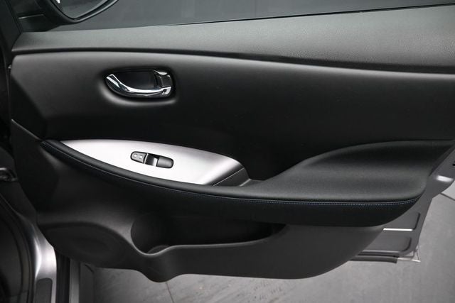 2022 Nissan Leaf S Plus