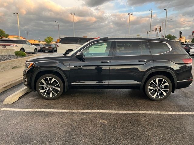 2024 Volkswagen Atlas 2.0T SEL Premium R-Line