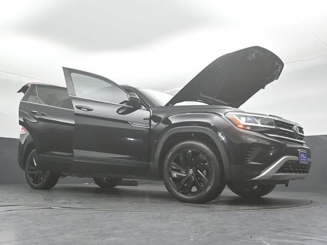 2022 Volkswagen Atlas Cross Sport 3.6L V6 SE w/Technology