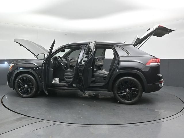 2022 Volkswagen Atlas Cross Sport 3.6L V6 SE w/Technology