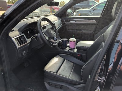2022 Volkswagen Atlas Cross Sport 3.6L V6 SE w/Technology