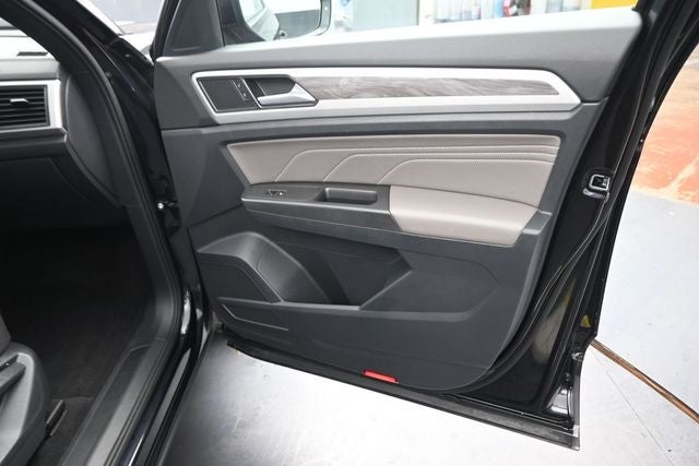 2022 Volkswagen Atlas Cross Sport 2.0T SE