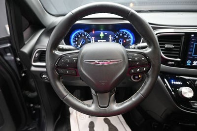 2019 Chrysler Pacifica Touring L Plus