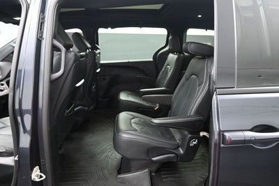 2019 Chrysler Pacifica Touring L Plus