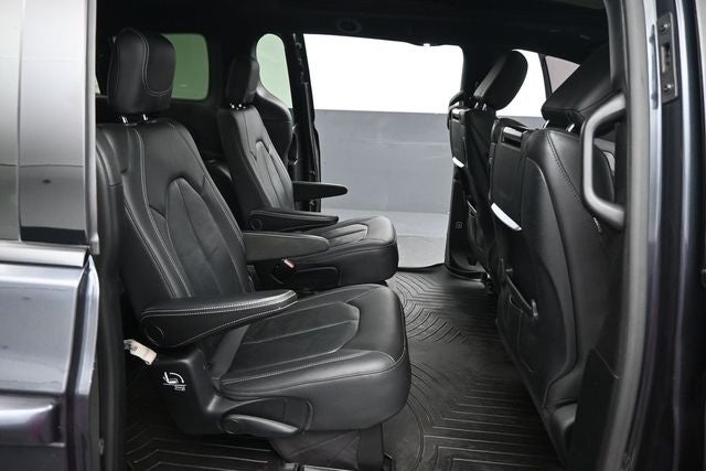2019 Chrysler Pacifica Touring L Plus