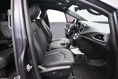 2019 Chrysler Pacifica Touring L Plus