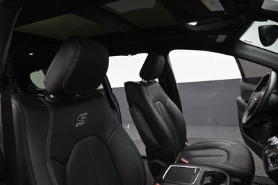 2019 Chrysler Pacifica Touring L Plus