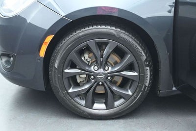 2019 Chrysler Pacifica Touring L Plus