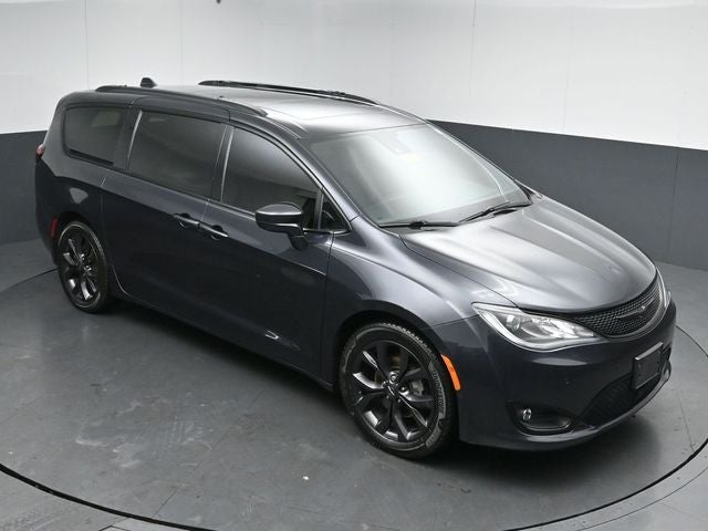 2019 Chrysler Pacifica Touring L Plus