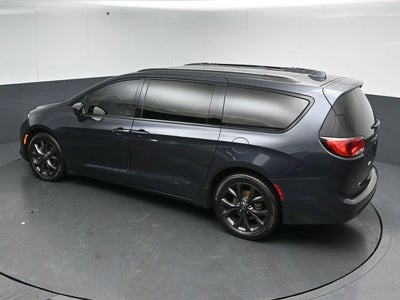2019 Chrysler Pacifica Touring L Plus